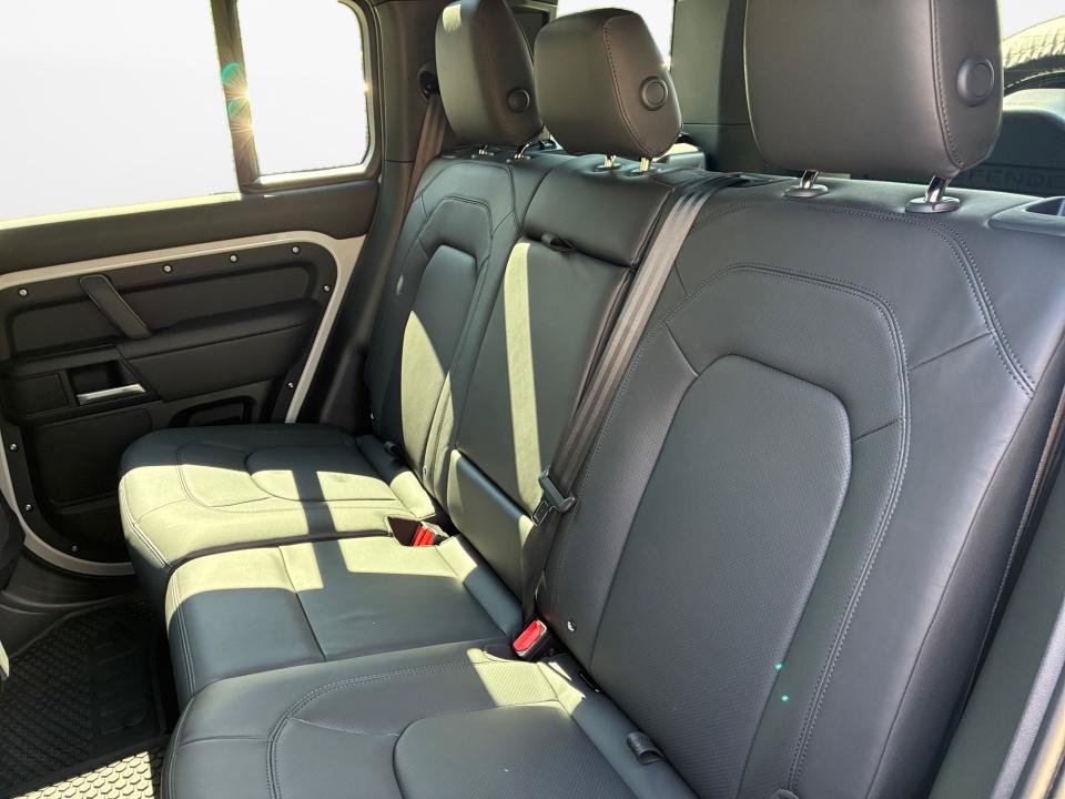 New 2026 Land Rover Defender 110 S AWD/4WD image 12