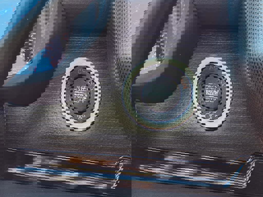 Used 2024 RAM 3500 Limited image 12