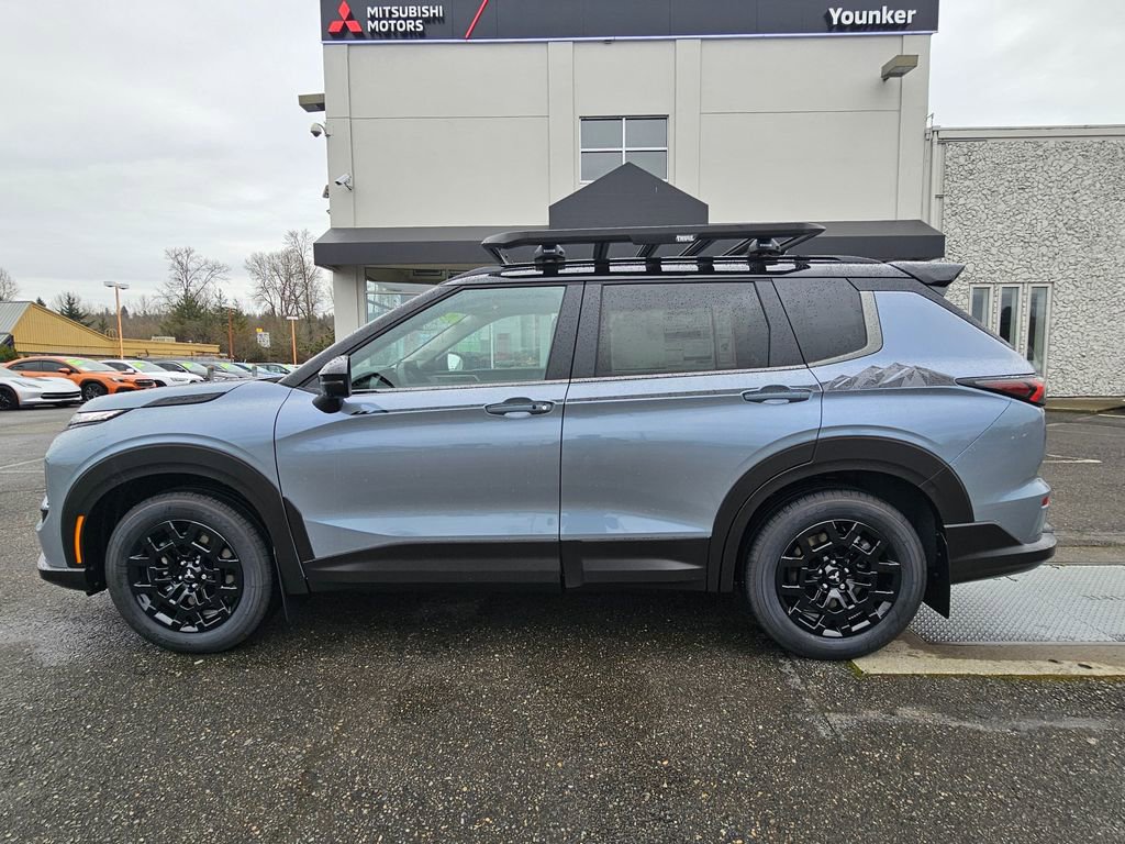 New 2026 Mitsubishi Outlander AWD image 8