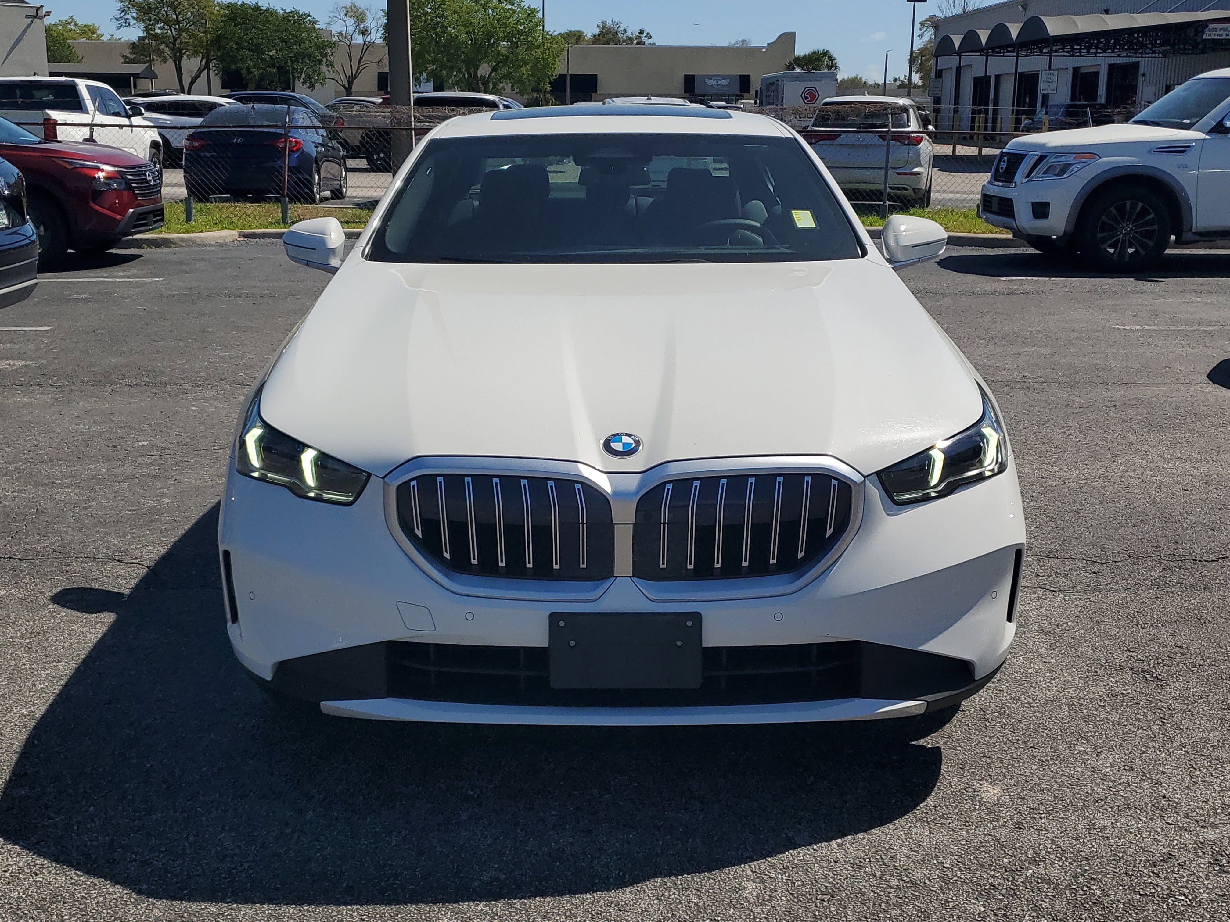 Used 2026 BMW 530i xDrive AWD/4WD image 2
