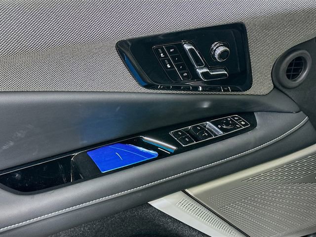 New 2026 Cadillac Optiq Luxury 1 RWD image 17