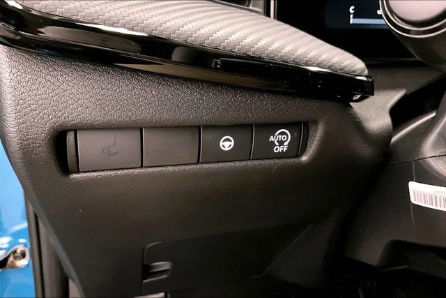 New 2026 Nissan Kicks SR w/ Cold Weather Package image 29