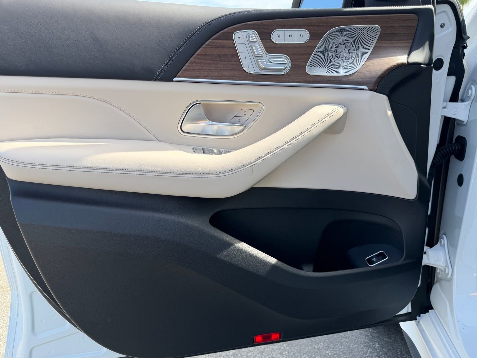 New 2026 Mercedes-Benz GLE 63 AMG S image 17