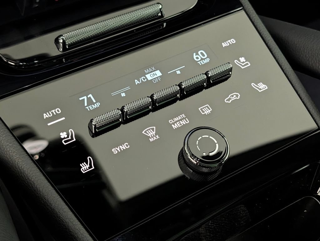 New 2026 Porsche Cayenne AWD/4WD image 33