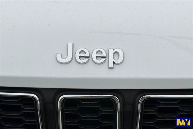 Used 2022 Jeep Grand Cherokee L Laredo w/ Luxury Tech Group I RWD image 38
