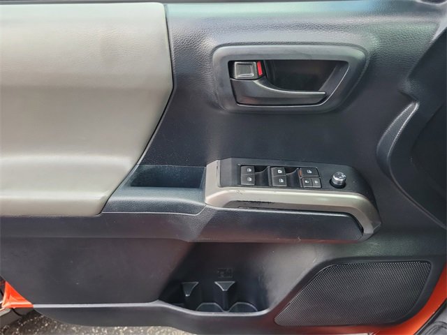 Used 2018 Toyota Tacoma SR5 image 30