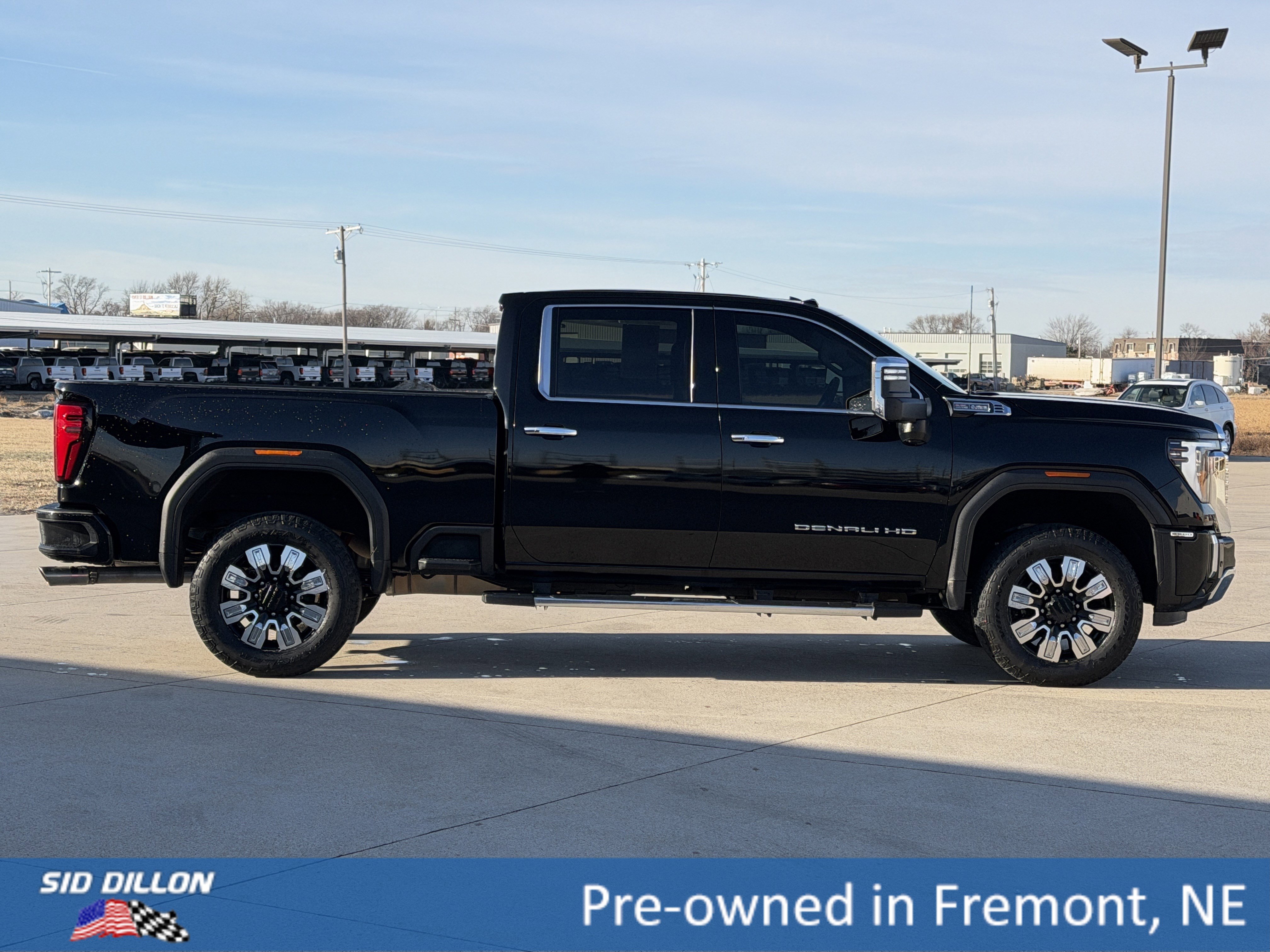 Certified 2024 GMC Sierra 2500 Denali w/ Denali Reserve Package image 3