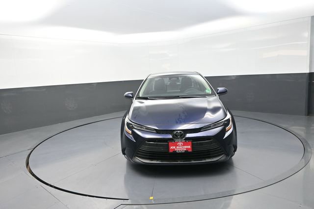 Used 2024 Toyota Corolla LE image 33