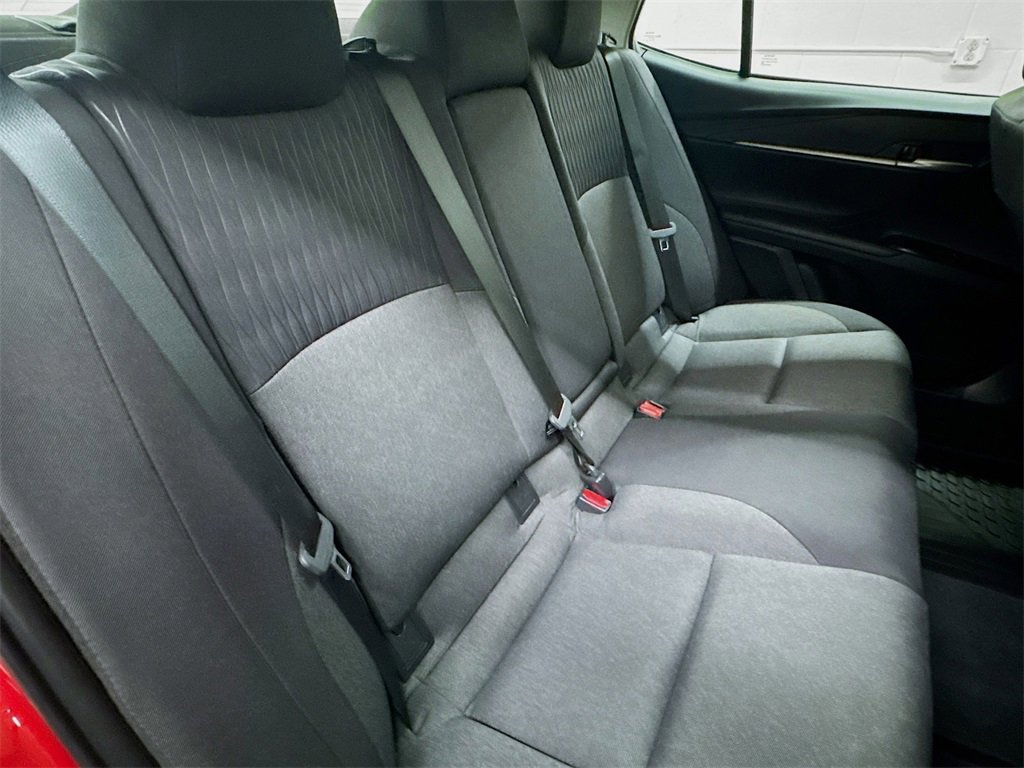 Used 2025 Toyota Camry LE image 24