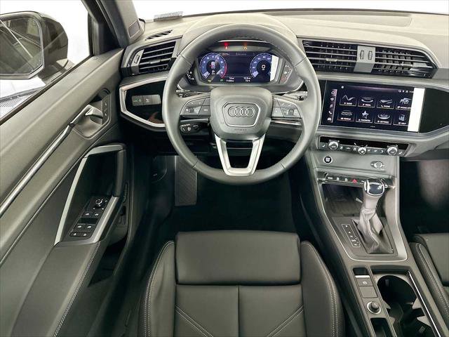 Certified 2025 Audi Q3 2.0T Premium w/ Convenience Package AWD/4WD image 20