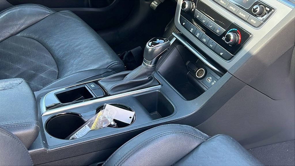 Used 2017 Hyundai Sonata Sport w/ Value Edition Package 02 image 12