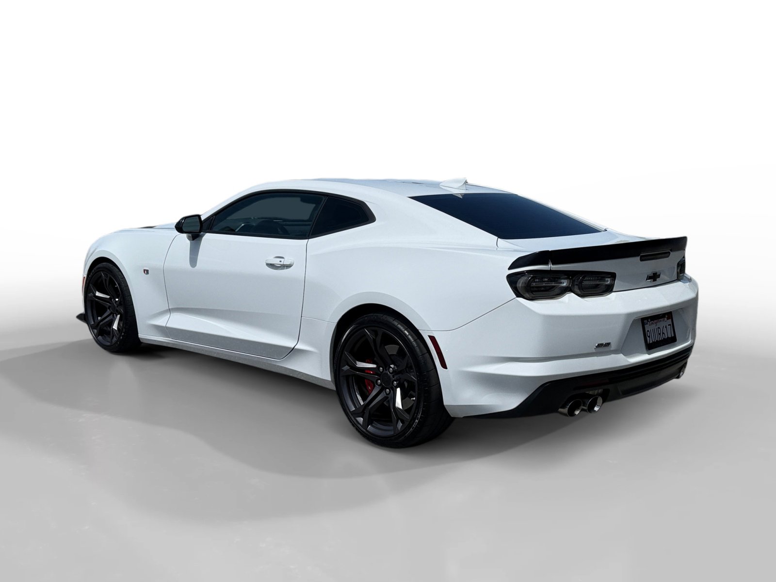 Used 2019 Chevrolet Camaro SS RWD image 3