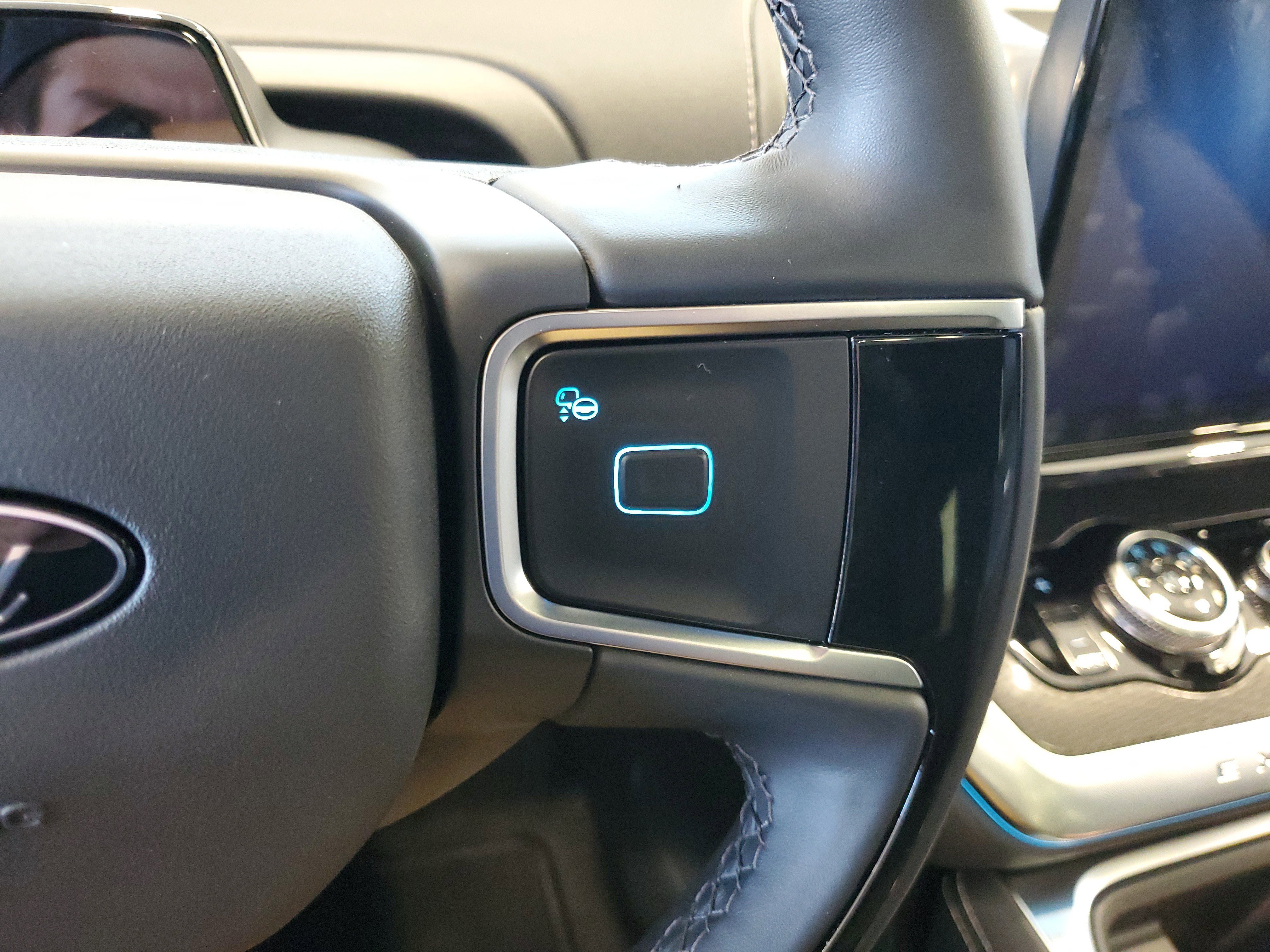 New 2025 Ford Expedition Platinum w/ Stealth Performance Package image 15