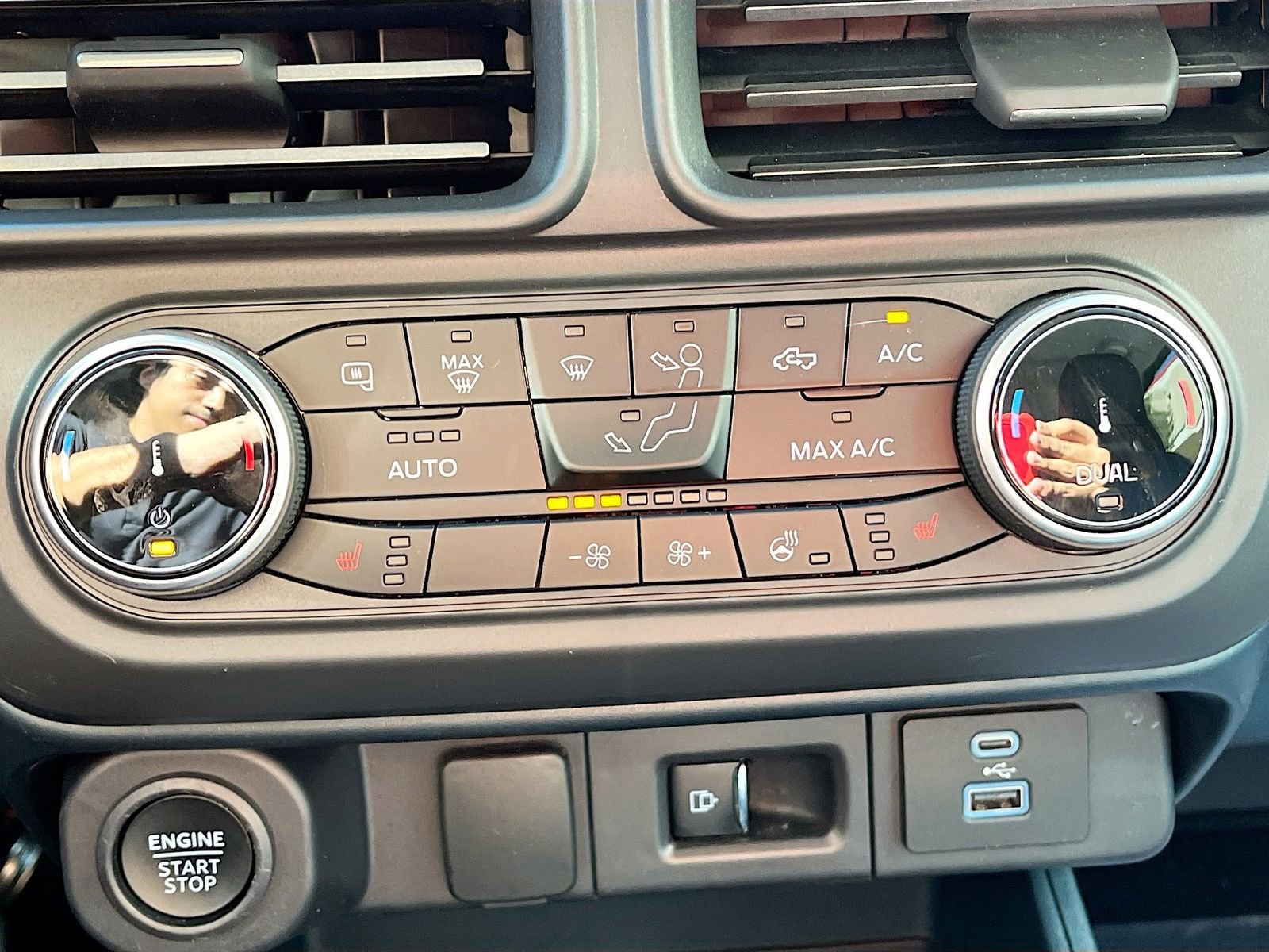 Used 2024 Ford Maverick Tremor w/ Tremor Off-Road Package image 16