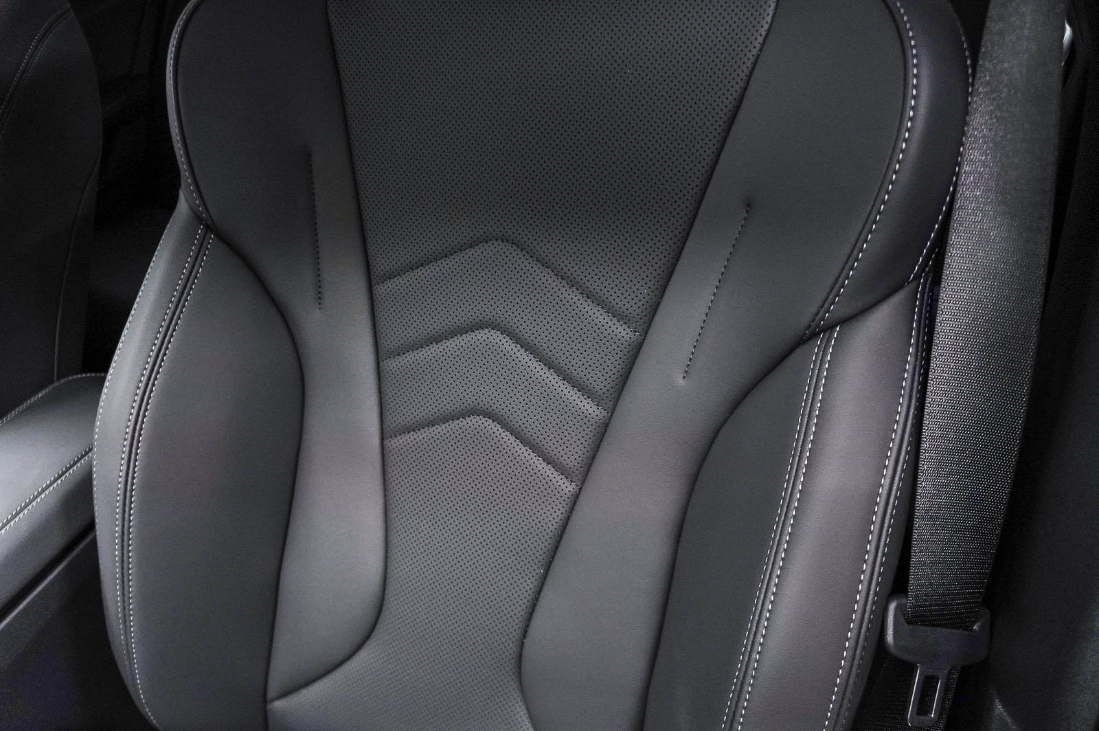 New 2026 BMW 228i w/ Technology Package FWD image 28