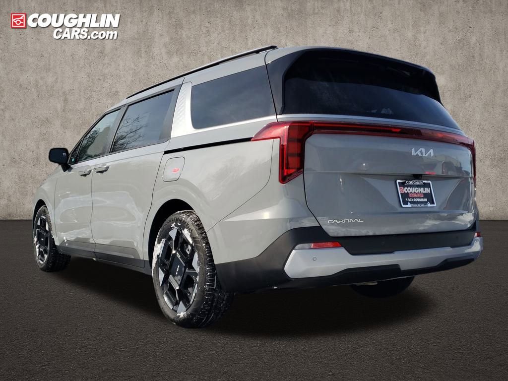 New 2026 Kia Carnival EX FWD image 4