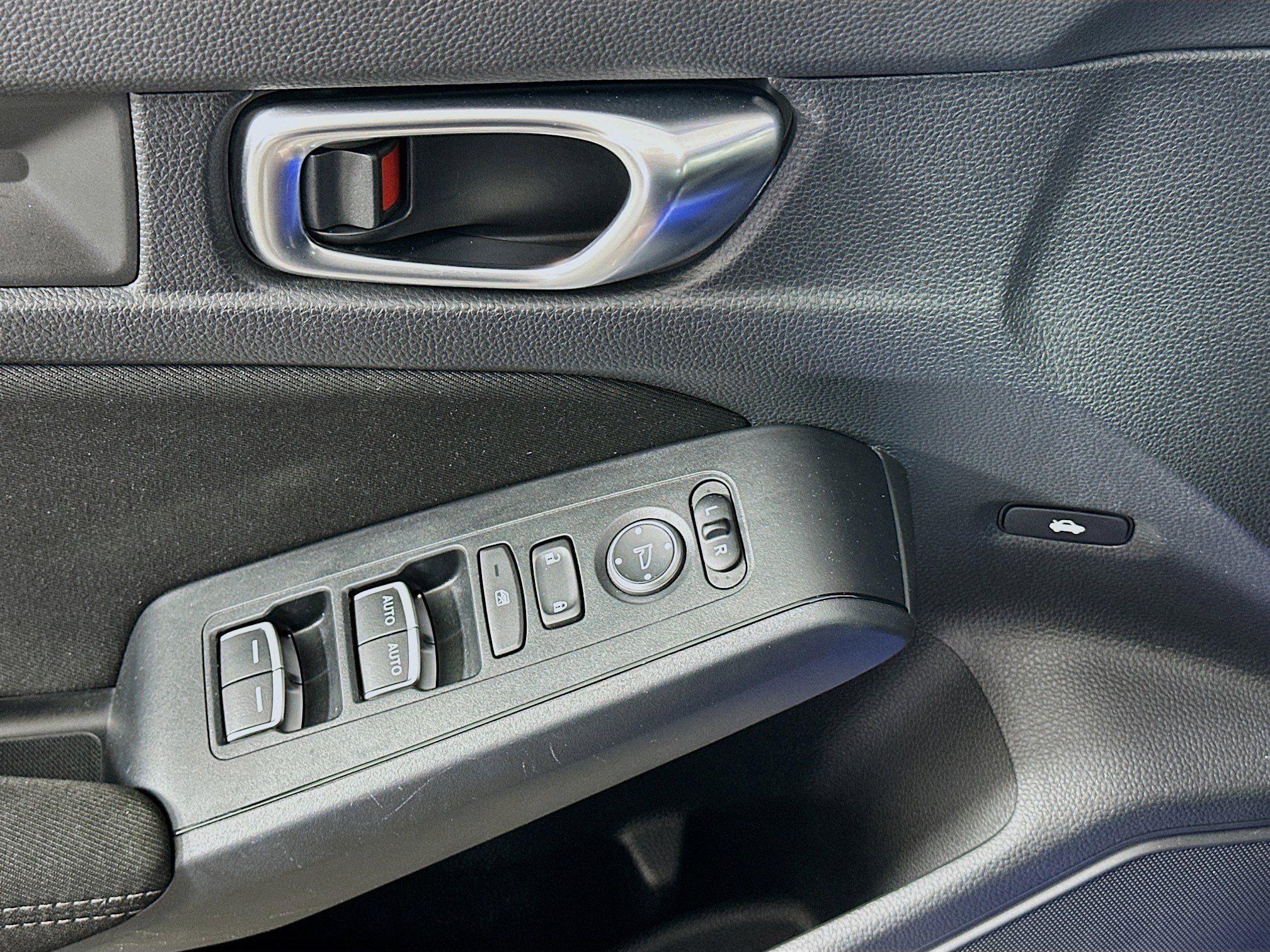 Used 2022 Honda Civic Sport image 15