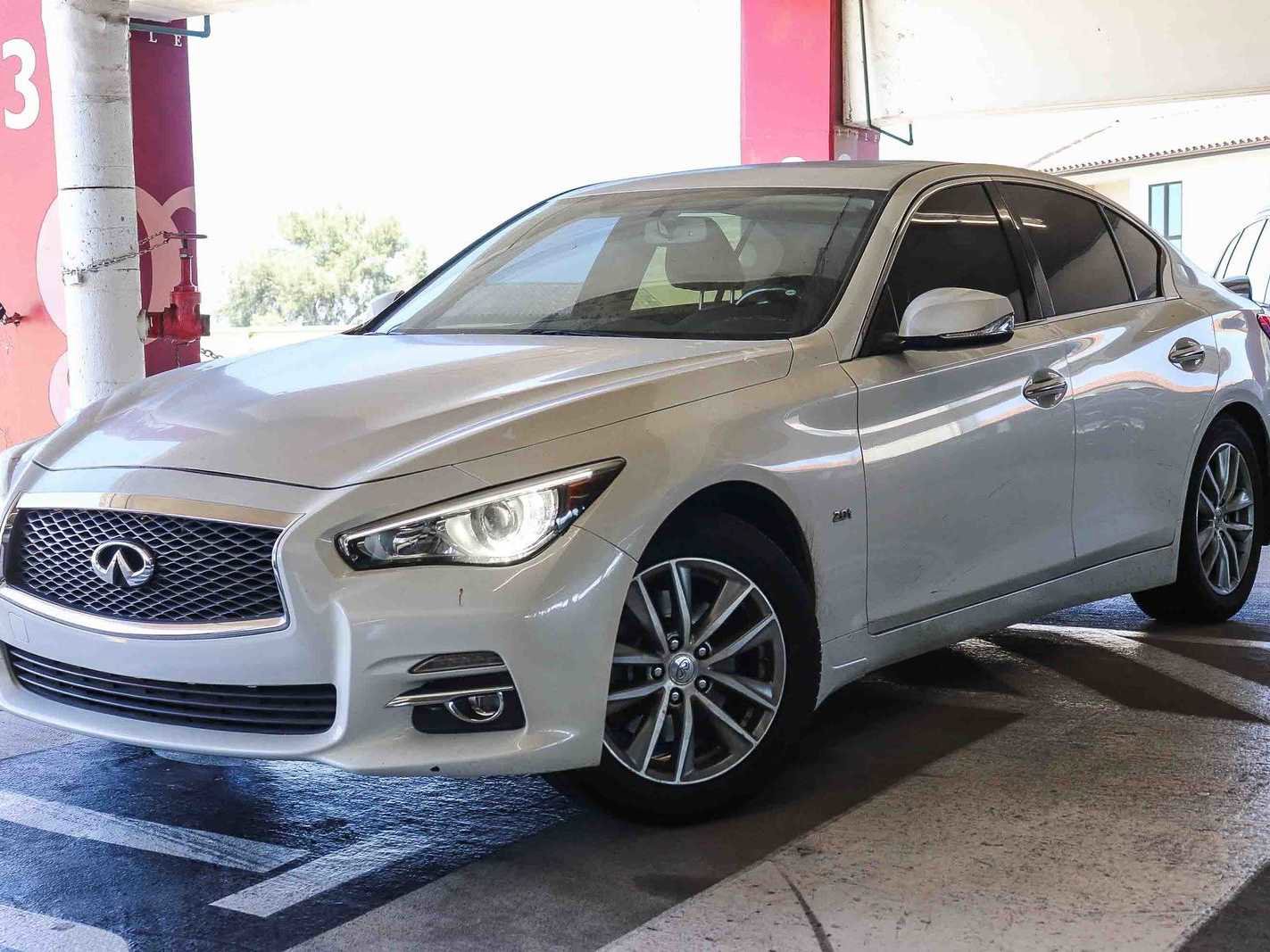 Used 2016 INFINITI Q50 Premium w/ 2.0T Premium Plus Package