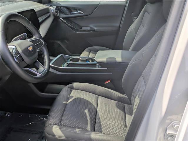 Used 2025 Chevrolet Equinox LT w/ Safety and Technology Package FWD image 14