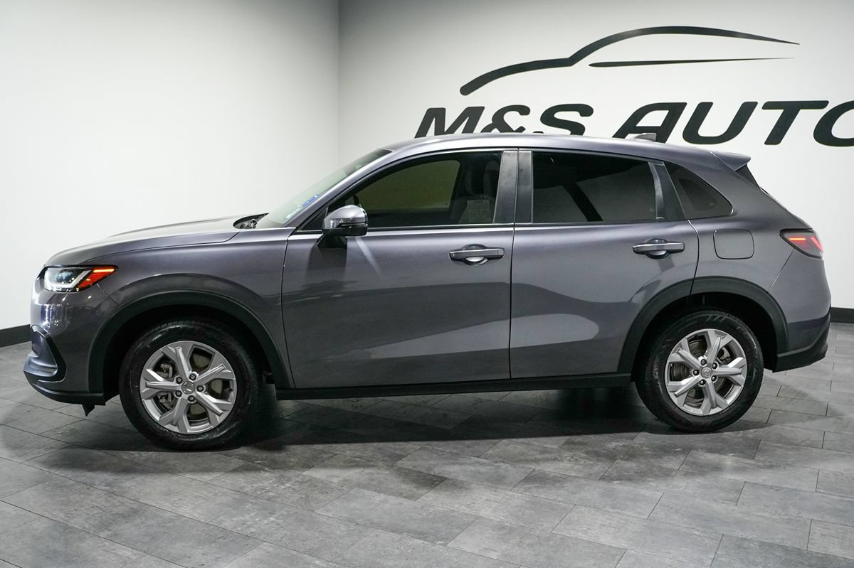 Used 2024 Honda HR-V LX image 2