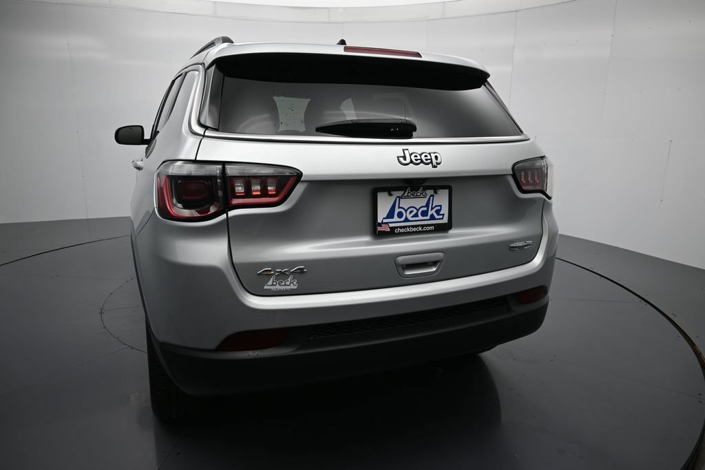 Used 2024 Jeep Compass Latitude AWD/4WD image 22