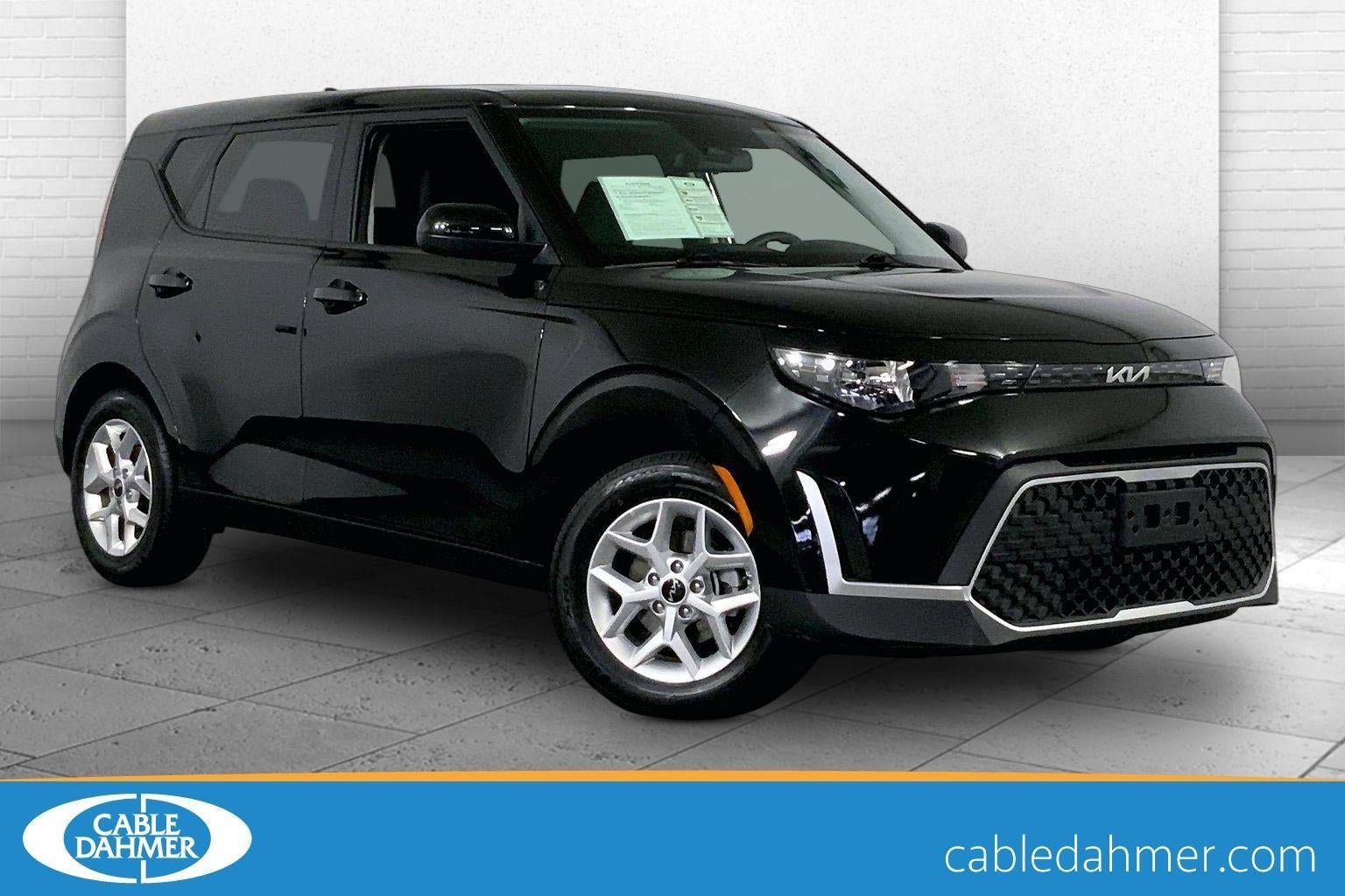 Used 2025 Kia Soul LX