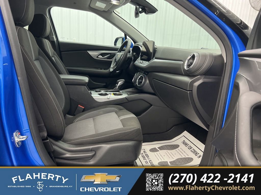 Used 2024 Chevrolet Blazer LT w/ Convenience Package FWD image 15