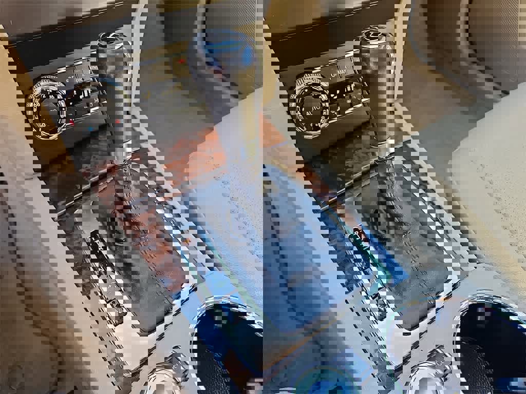 Used 2011 Mercedes-Benz GLK 350 2WD image 13