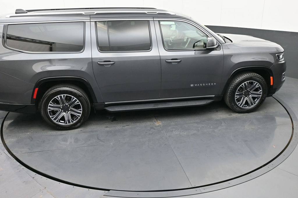 Used 2024 Jeep Wagoneer L Series II w/ Flexible Seating Group image 33