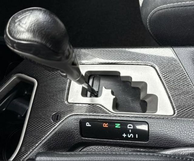 Used 2018 Toyota RAV4 Adventure image 5