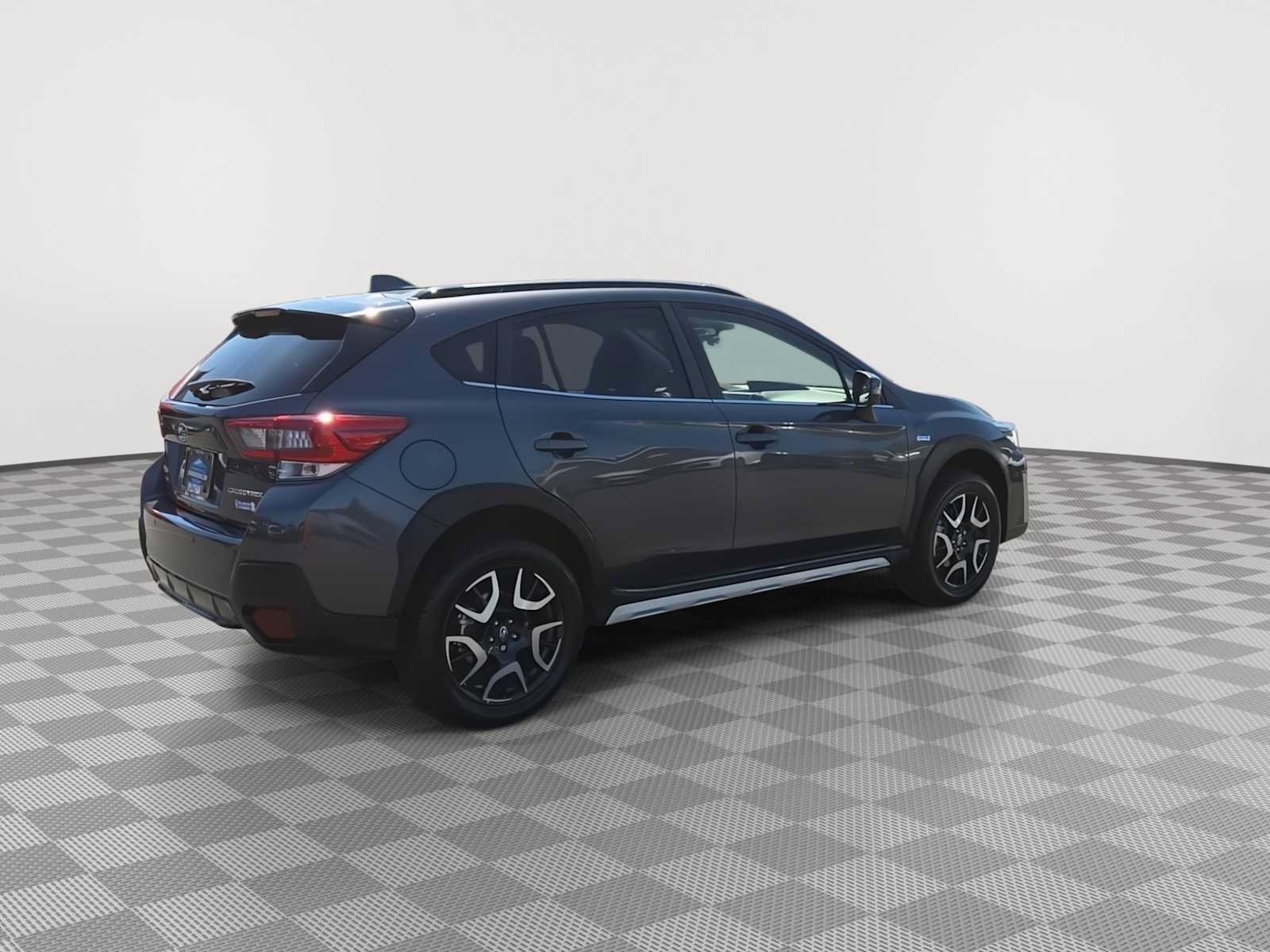 Used 2022 Subaru Crosstrek Hybrid w/ Moonroof Package w/Navigation AWD/4WD image 8