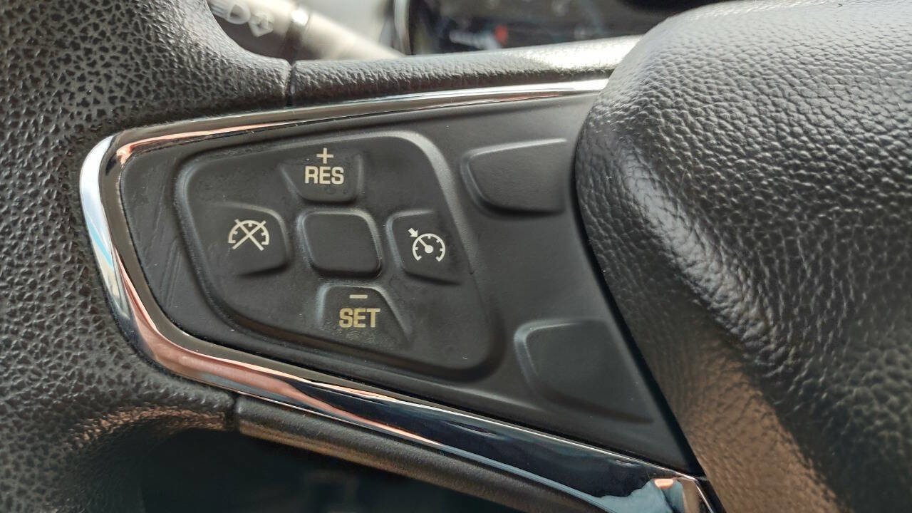 Used 2016 Chevrolet Cruze LT w/ Convenience Package image 18