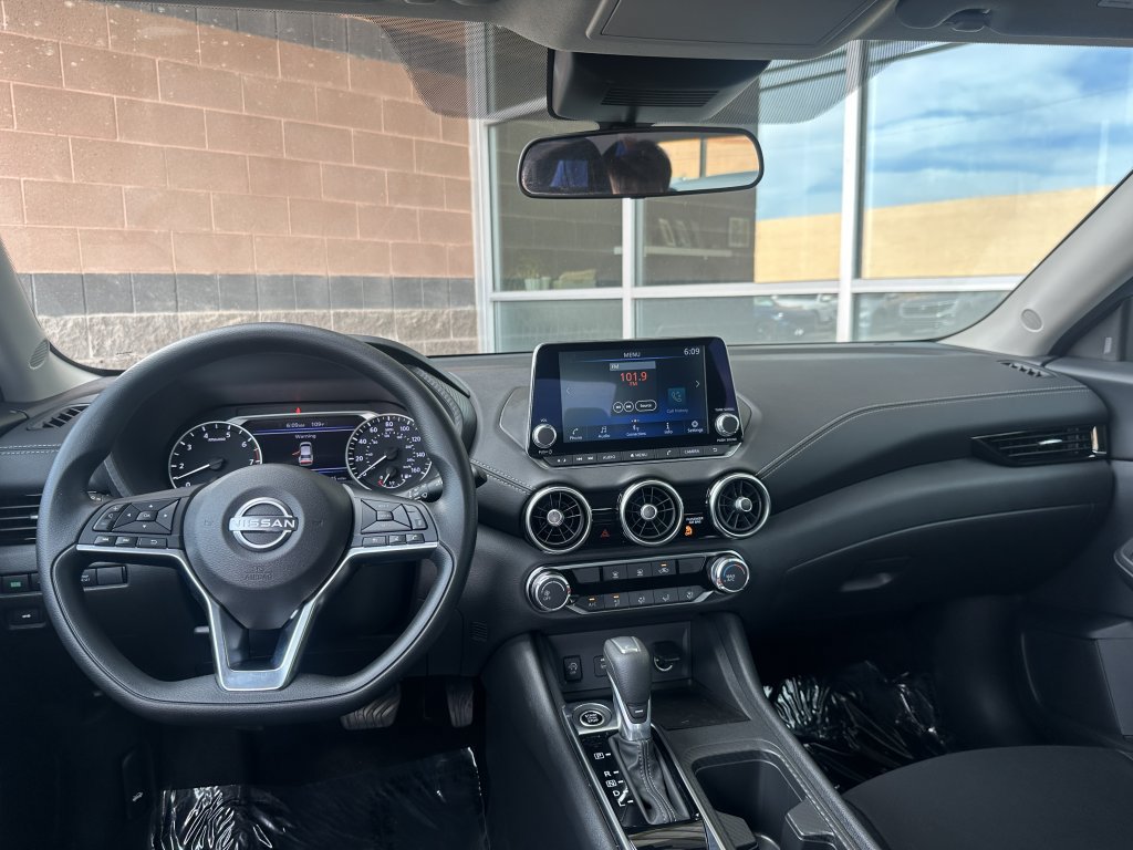 Used 2025 Nissan Sentra SV w/ Trunk Package FWD image 28