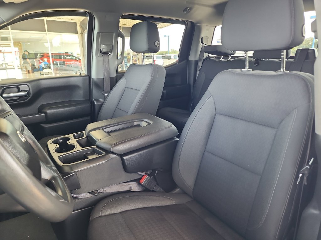 Used 2023 Chevrolet Silverado 1500 Custom Trail Boss AWD/4WD image 15