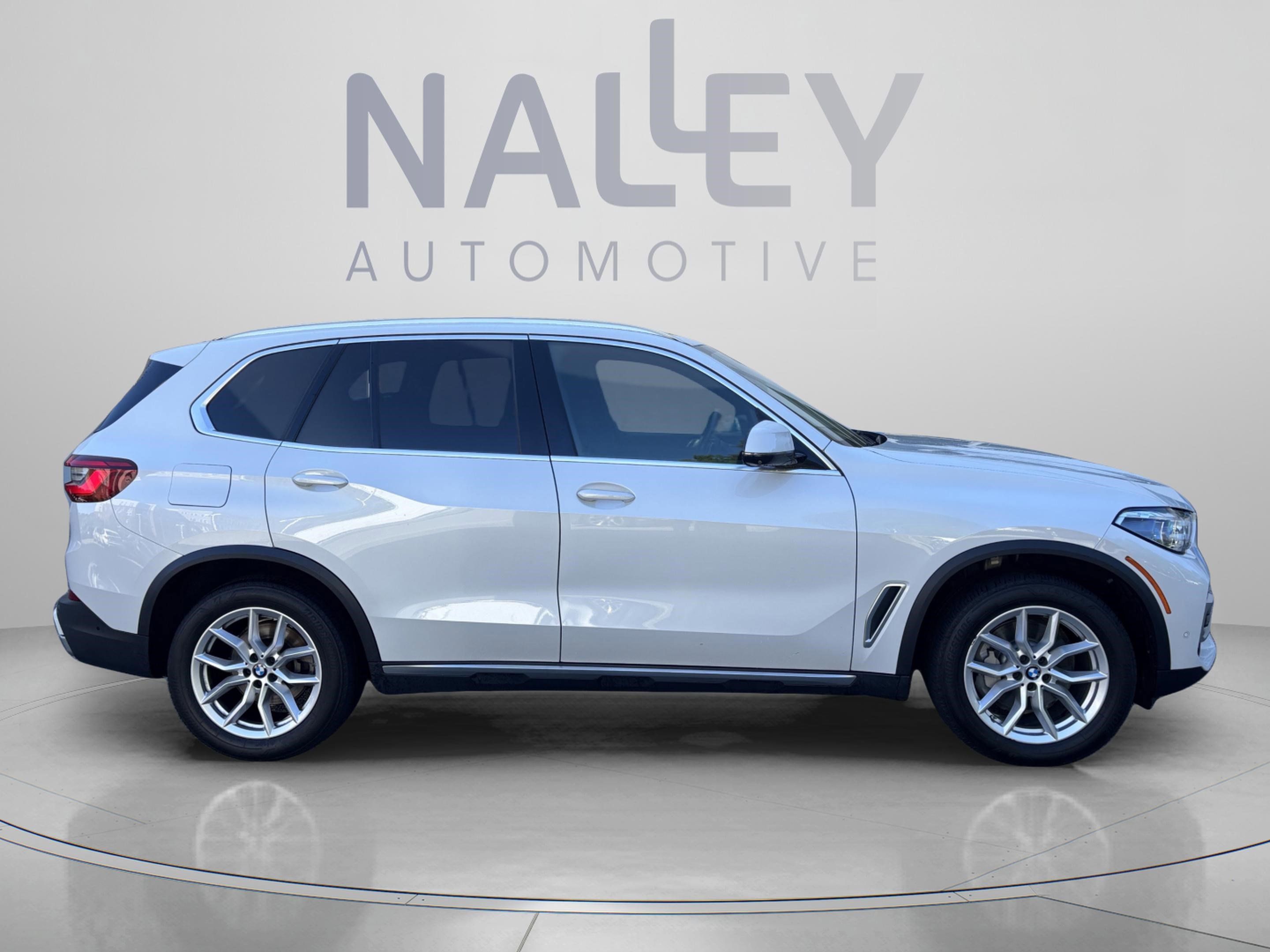 Used 2020 BMW X5 xDrive40i w/ Executive Package AWD/4WD image 7