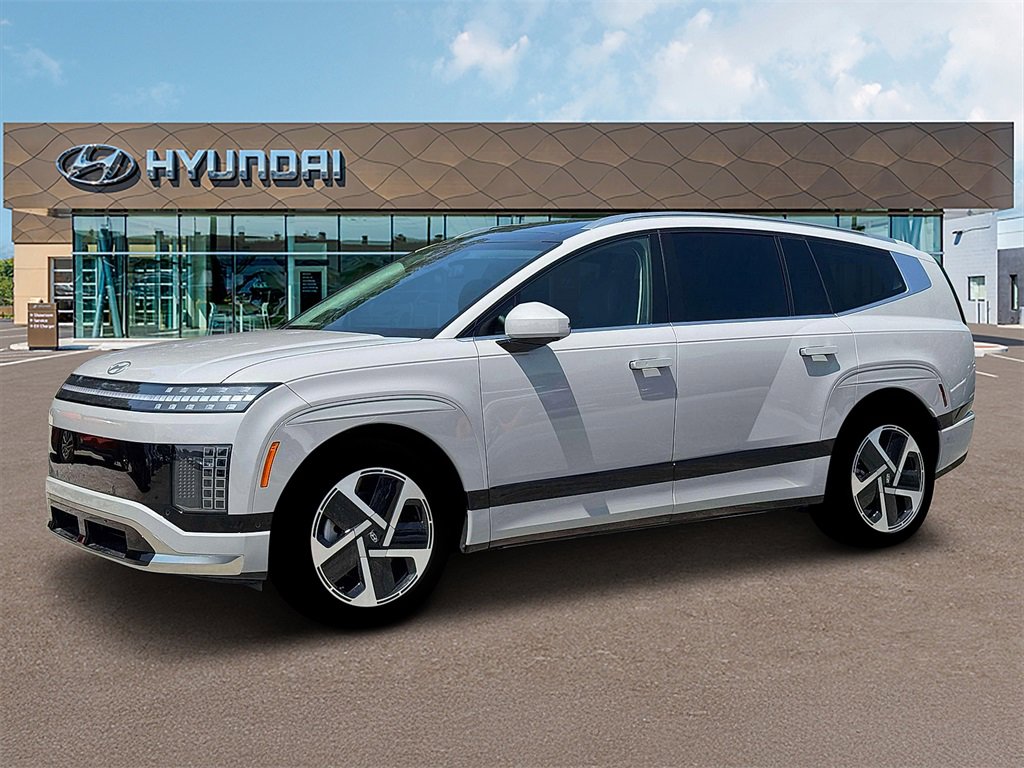 New 2026 Hyundai Ioniq 9 Calligraphy image 2