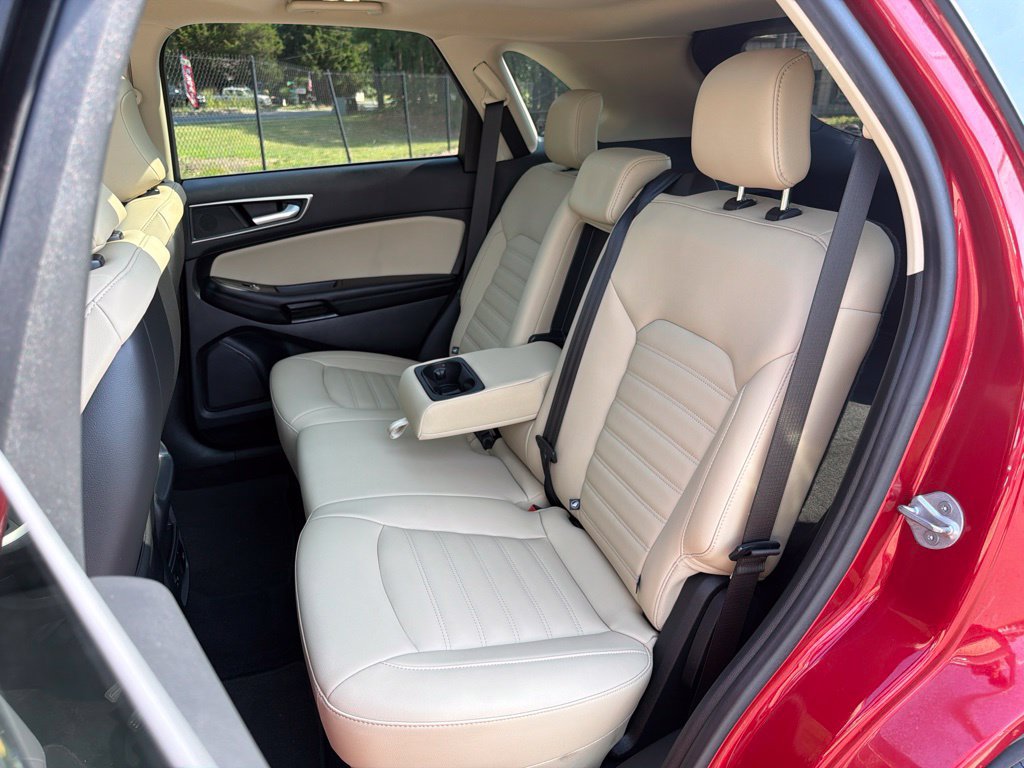 Used 2022 Ford Edge SEL w/ Convenience Package AWD/4WD image 24