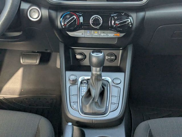 Used 2022 Hyundai Kona SEL FWD image 18