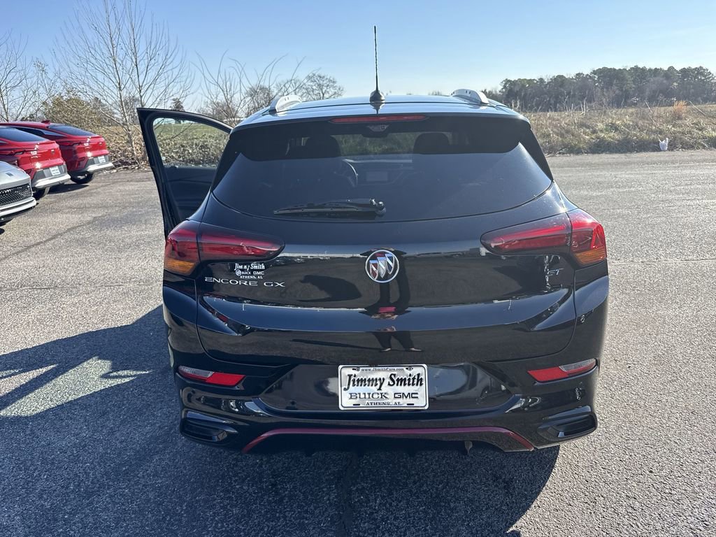 Certified 2020 Buick Encore GX Essence w/ Experience Buick Package image 33