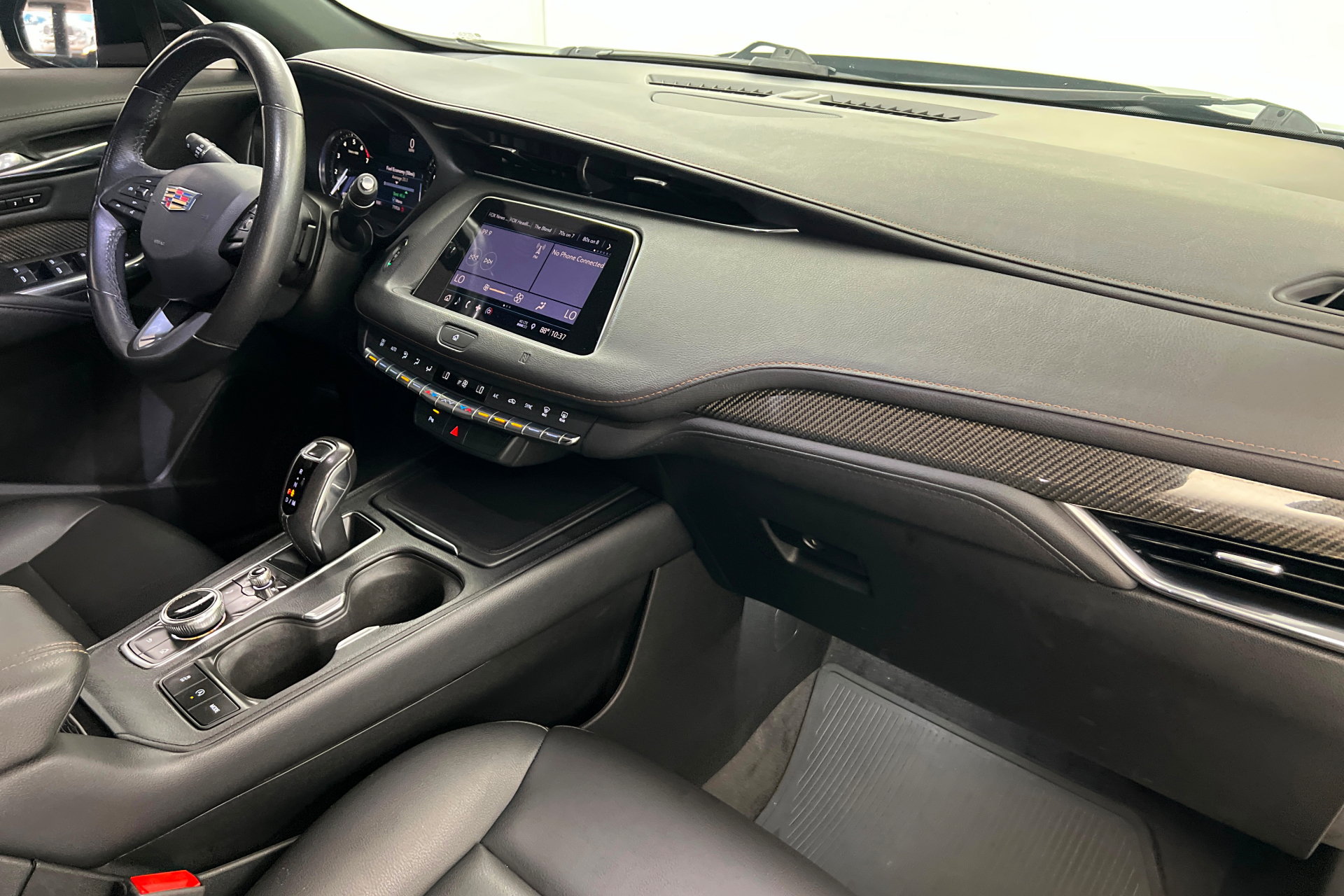 Used 2019 Cadillac XT4 Sport FWD image 26