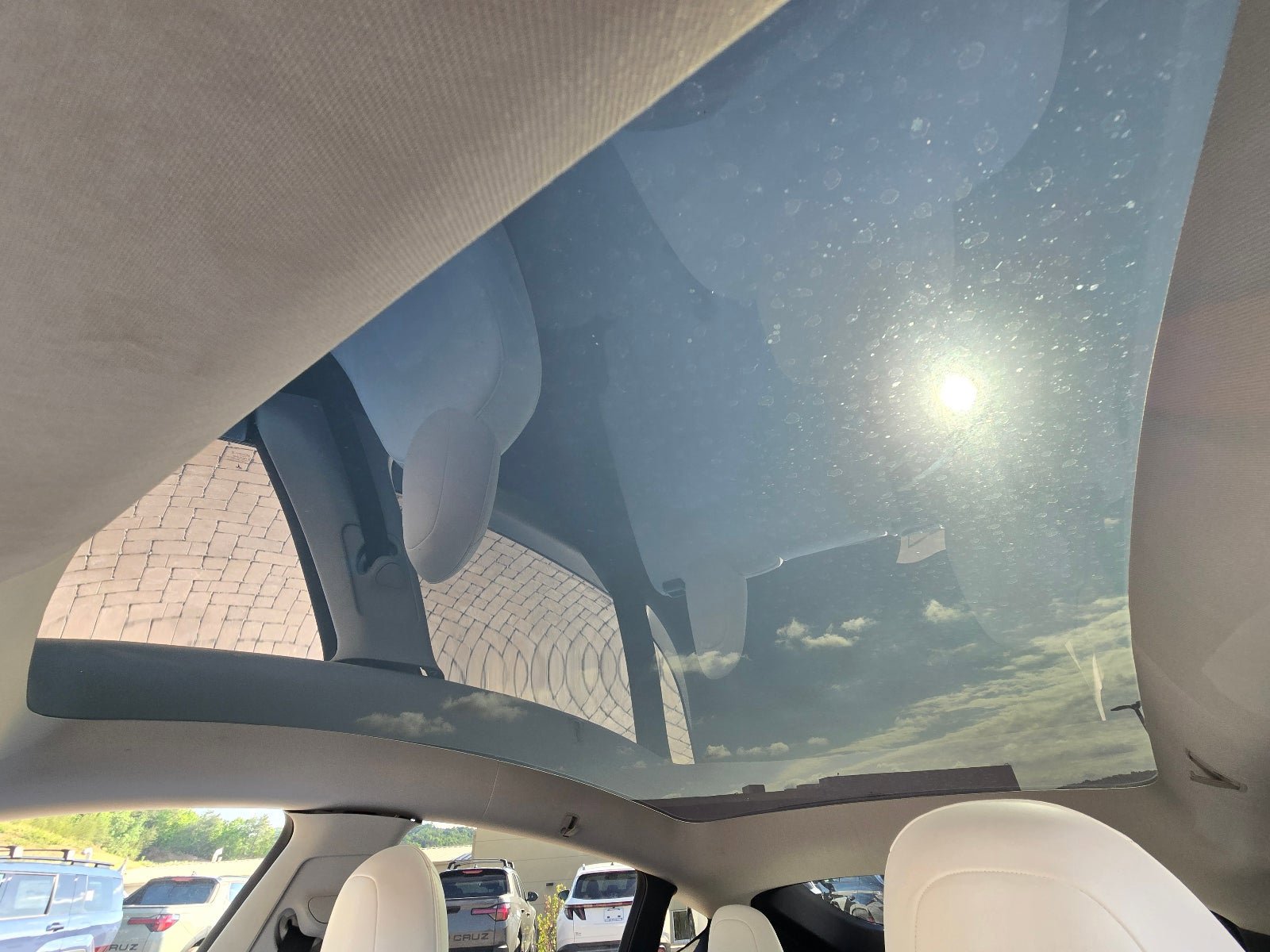 Used 2023 Tesla Model Y Performance AWD/4WD image 22