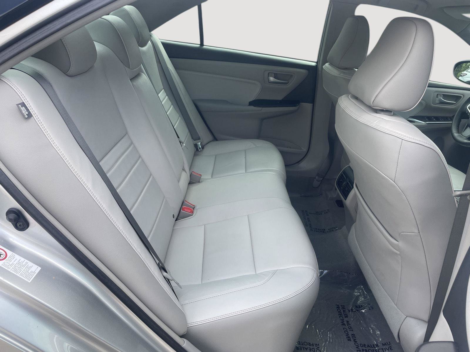 Used 2017 Toyota Camry XLE FWD image 24