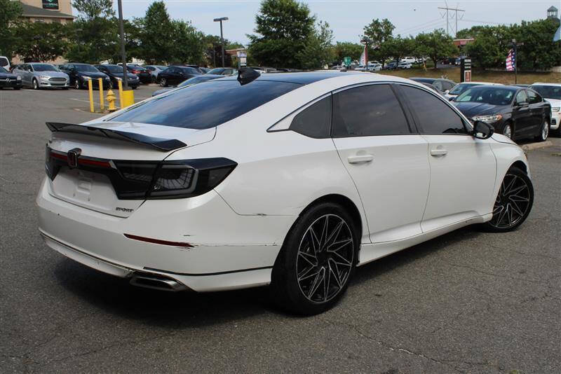 Used 2019 Honda Accord Sport image 5