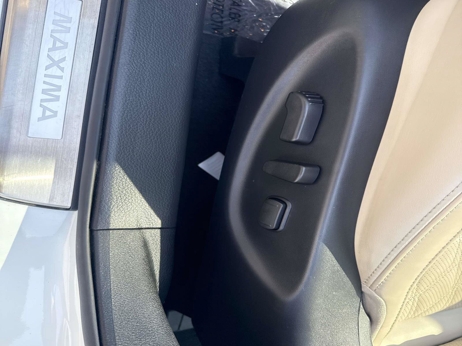 Used 2023 Nissan Maxima Platinum w/ Sport Mat Group FWD image 19