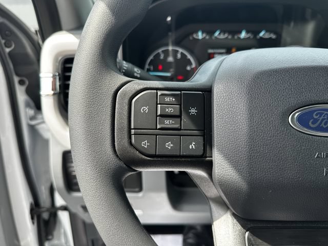 New 2026 Ford F550 4x4 Crew Cab image 26