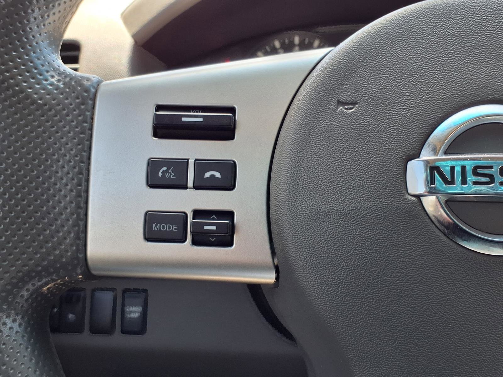 Used 2018 Nissan Frontier SV image 15