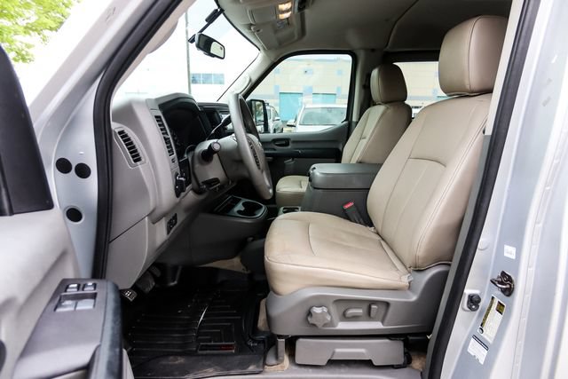 Used 2016 Nissan NV 3500 SL RWD image 19