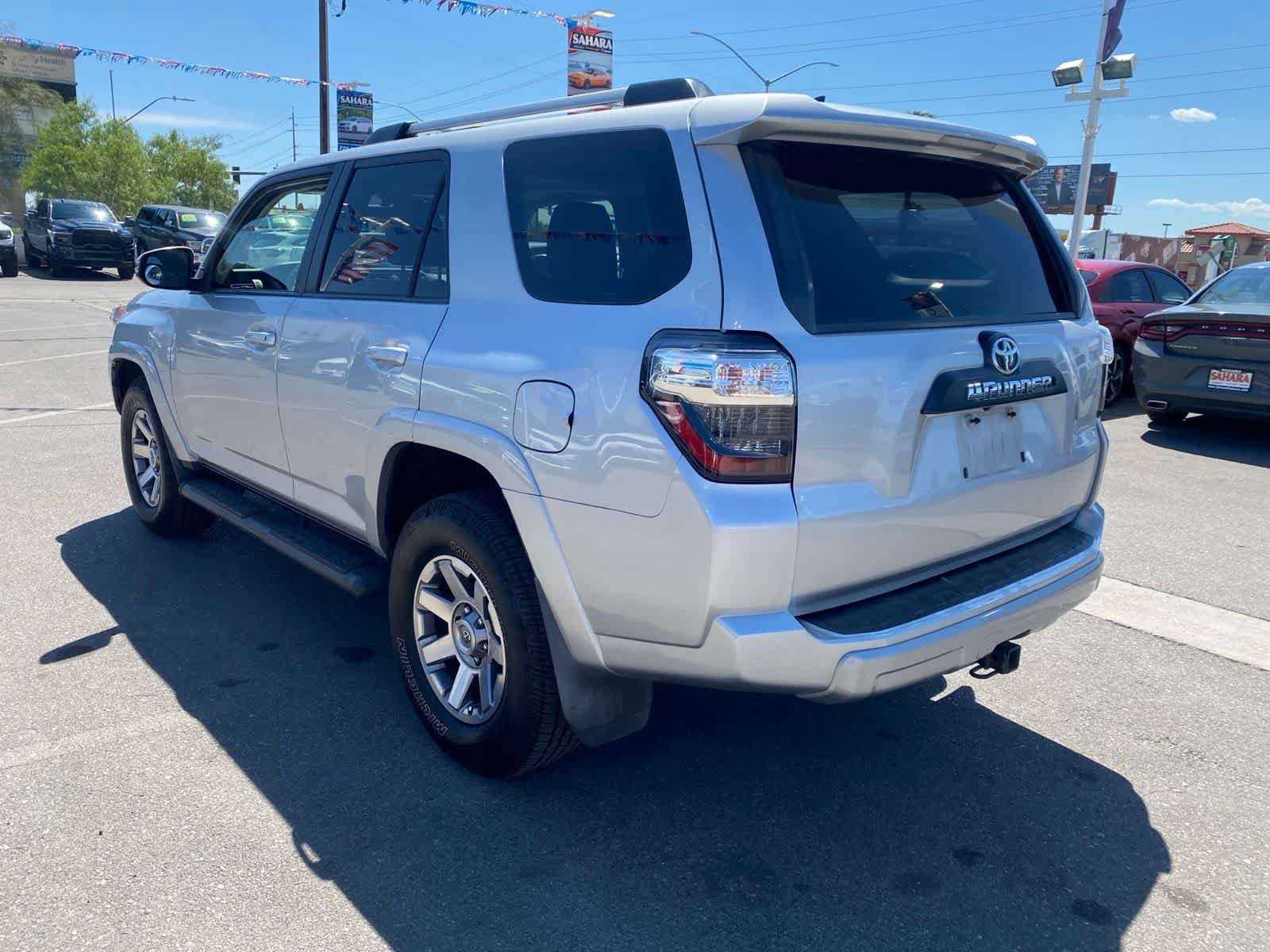 Used 2015 Toyota 4Runner Trail Premium AWD/4WD image 8