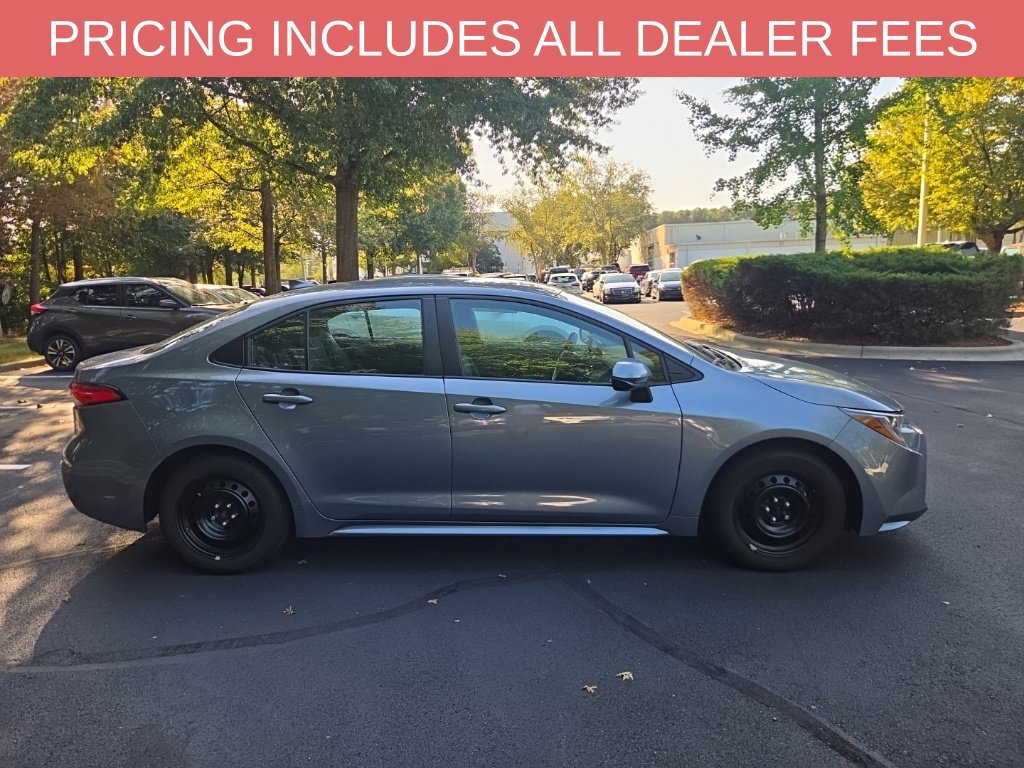 Used 2024 Toyota Corolla LE FWD image 21
