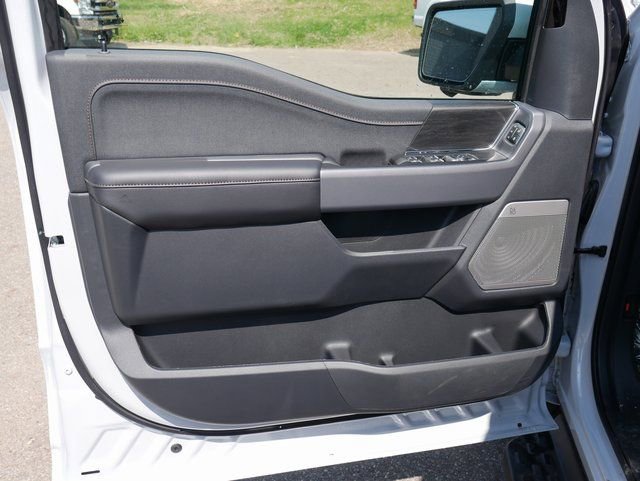 New 2025 Ford F150 Lightning Lariat image 15